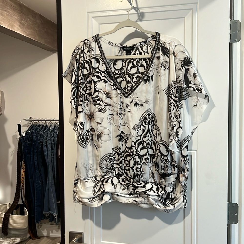 WHBM Women’s silky blouse- Xl